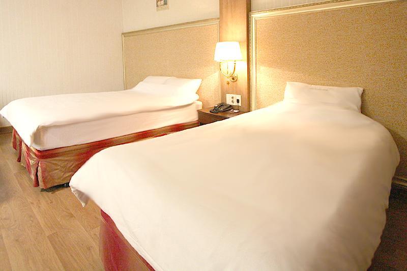 Changwon Olympic Hotel Exterior photo